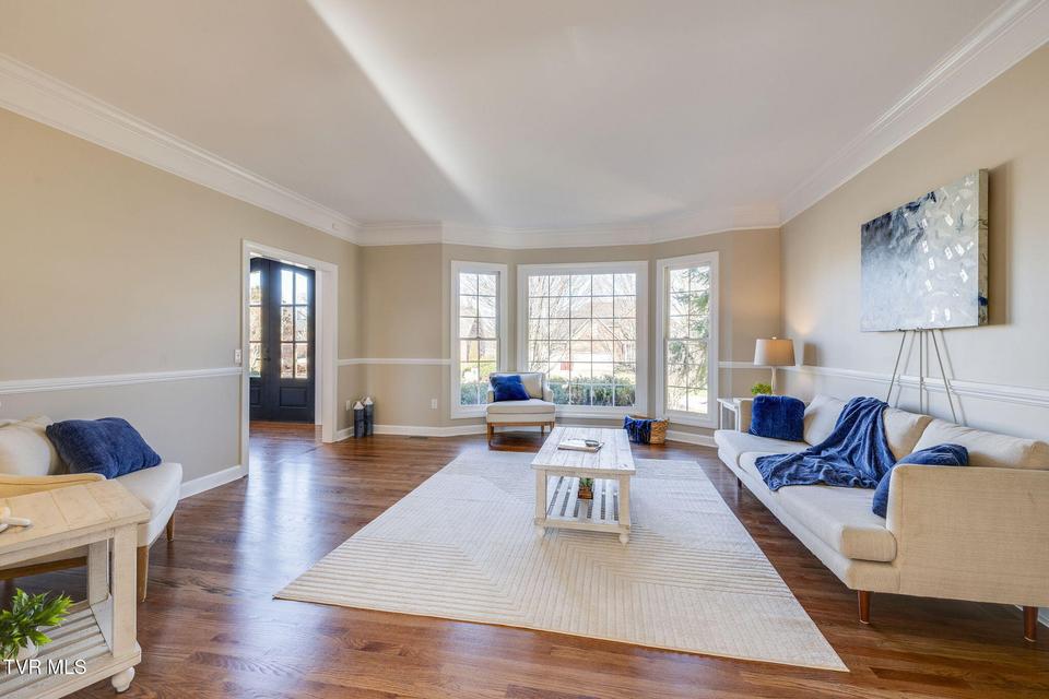 Photo #9: 6 Carriage Court