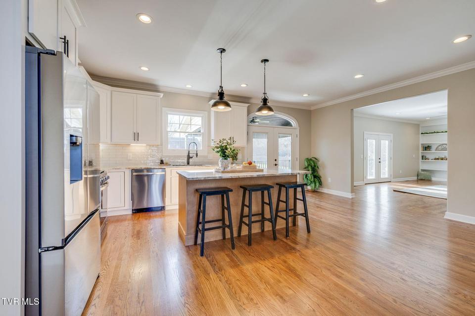 Photo #13: 6 Carriage Court