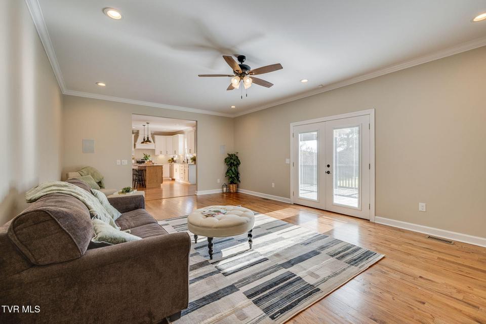 Photo #21: 6 Carriage Court