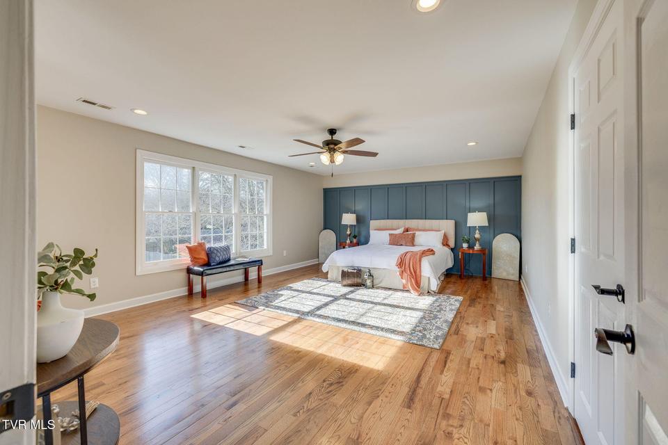 Photo #23: 6 Carriage Court