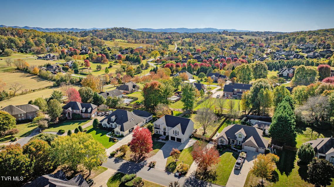 Photo #41: 6 Carriage Court