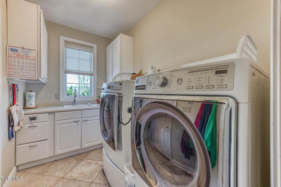 Photo #40: 204 James Court