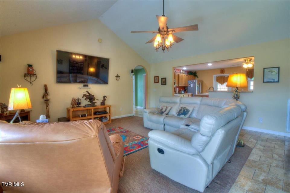 Photo #7: 123 Bermuda Drive