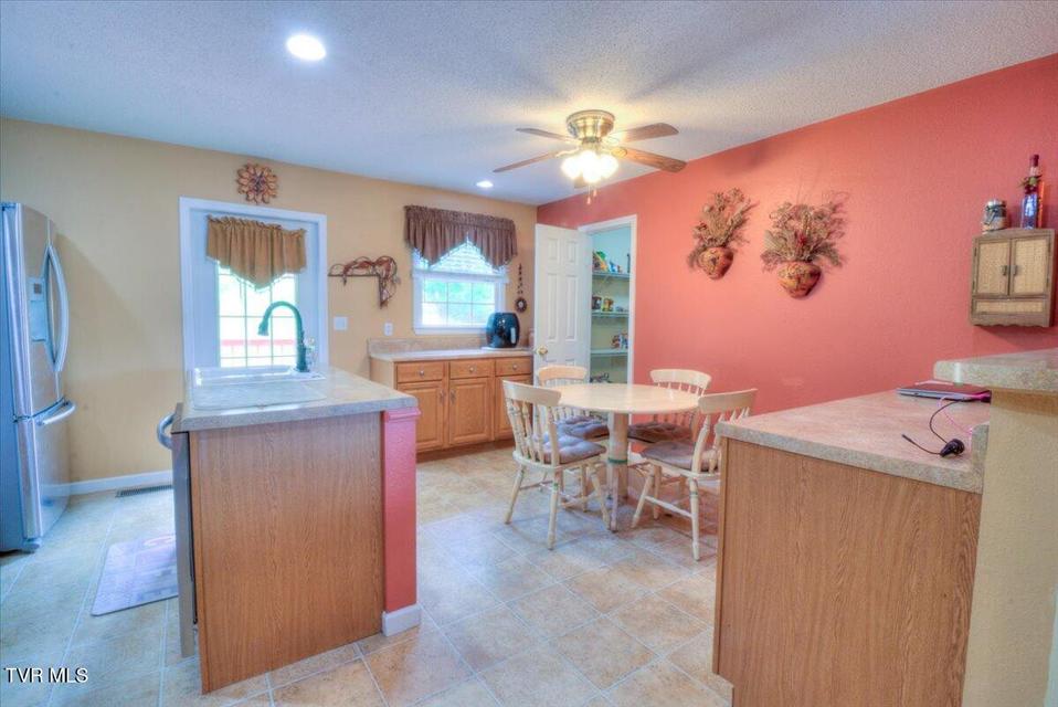 Photo #10: 123 Bermuda Drive