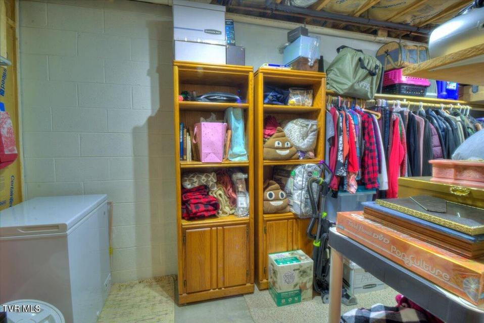 Photo #33: 123 Bermuda Drive