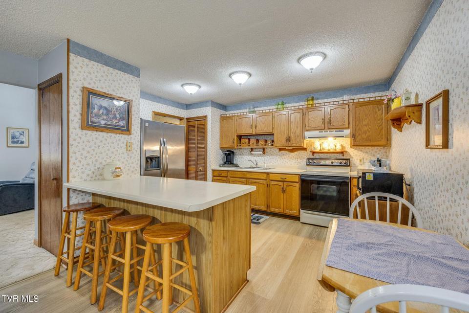 Photo #12: 1308 Reedy Creek Road