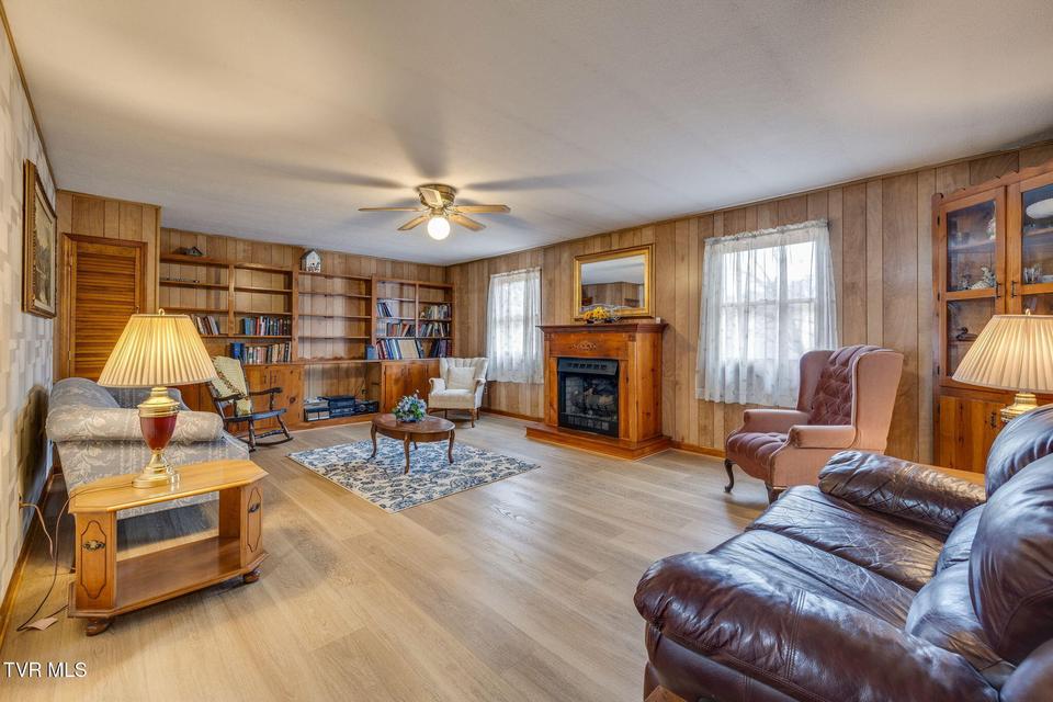 Photo #16: 1308 Reedy Creek Road