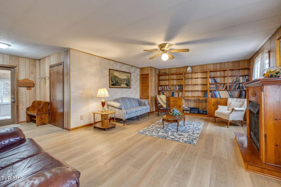 Photo #17: 1308 Reedy Creek Road