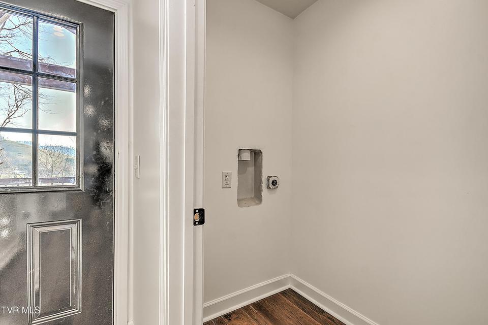 Photo #12: 143 Daniel Lane