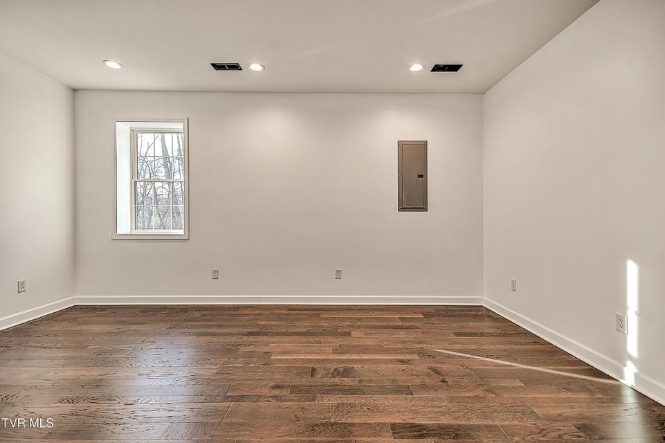 Photo #20: 143 Daniel Lane