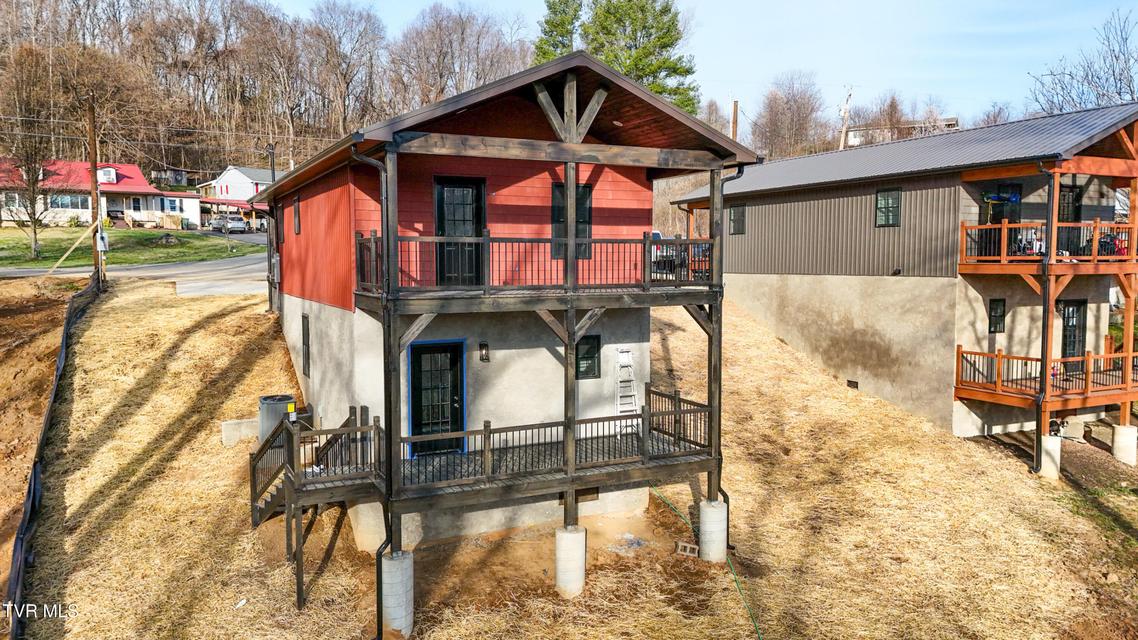 Photo #31: 143 Daniel Lane