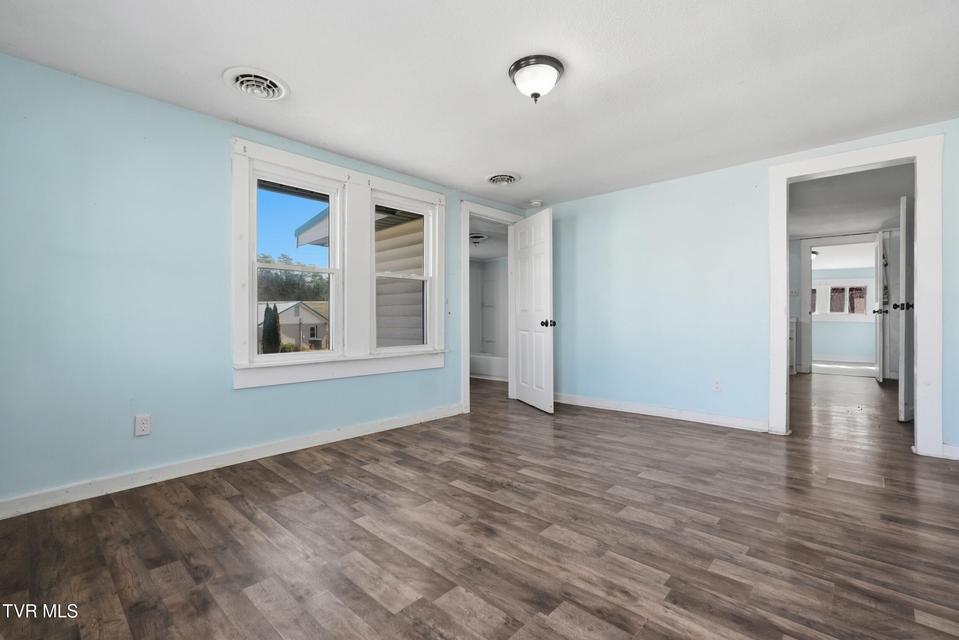 Photo #6: 40 Mount Pleasant Circle