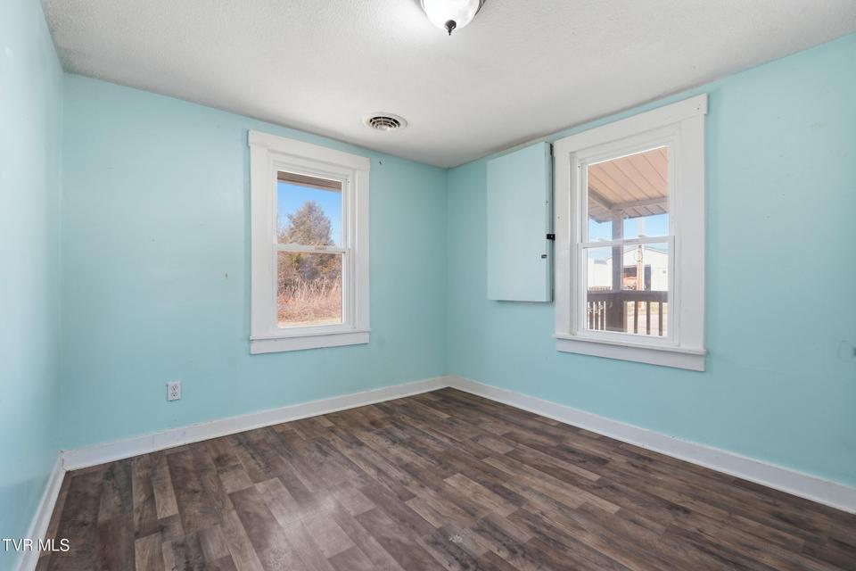 Photo #11: 40 Mount Pleasant Circle