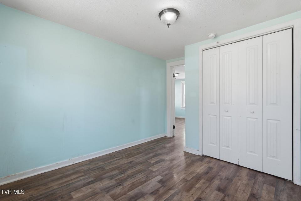 Photo #14: 40 Mount Pleasant Circle