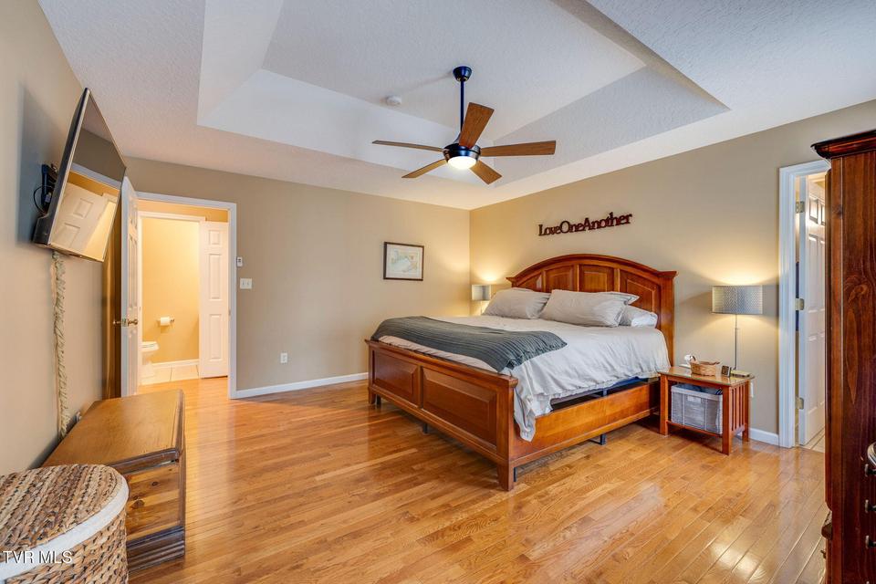 Photo #17: 613 Willowcrest Place