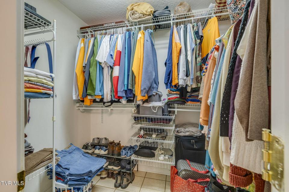 Photo #20: 613 Willowcrest Place