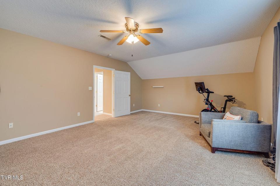 Photo #27: 613 Willowcrest Place