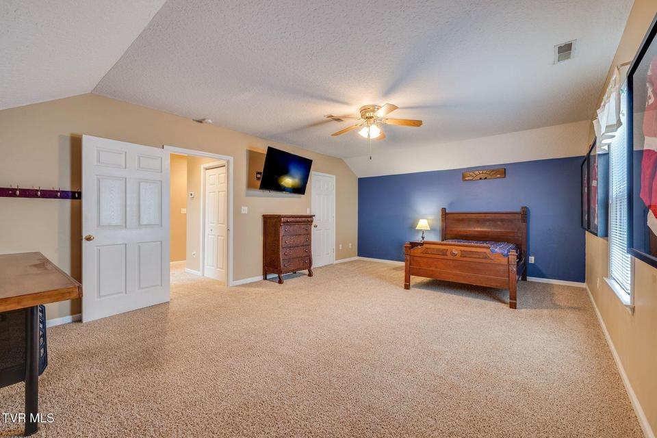 Photo #30: 613 Willowcrest Place