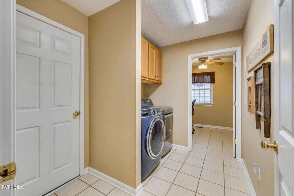 Photo #21: 613 Willowcrest Place