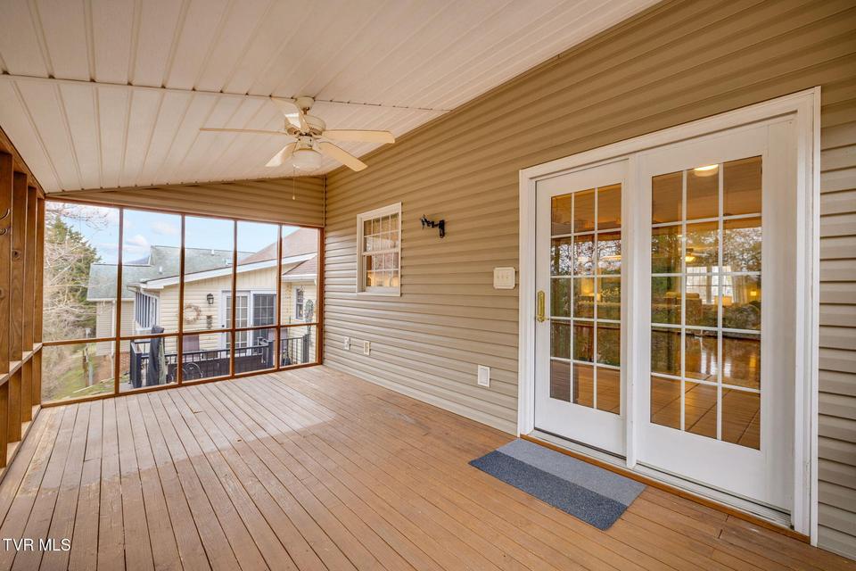 Photo #35: 613 Willowcrest Place