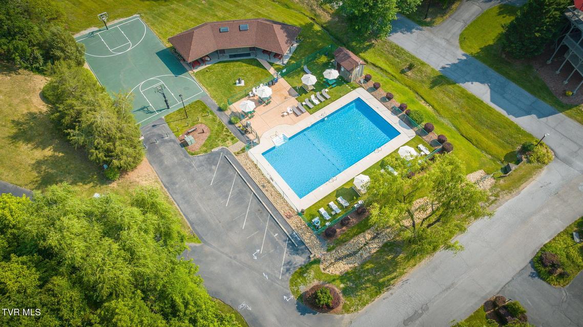 Photo #48: 613 Willowcrest Place