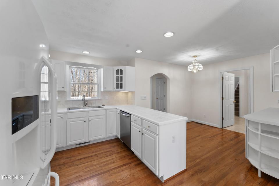 Photo #6: 16359 Old Timber Road