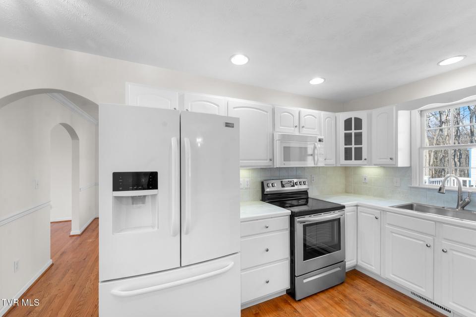 Photo #11: 16359 Old Timber Road