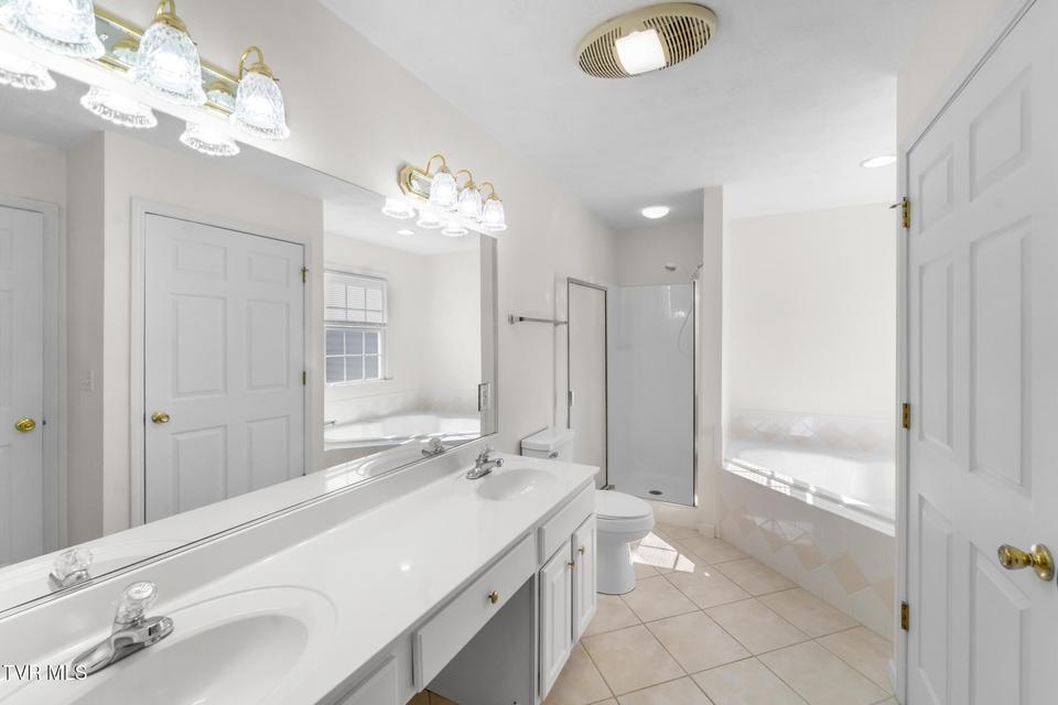 Photo #25: 16359 Old Timber Road