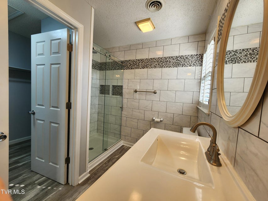 Photo #68: 15512 Woodstone Circle