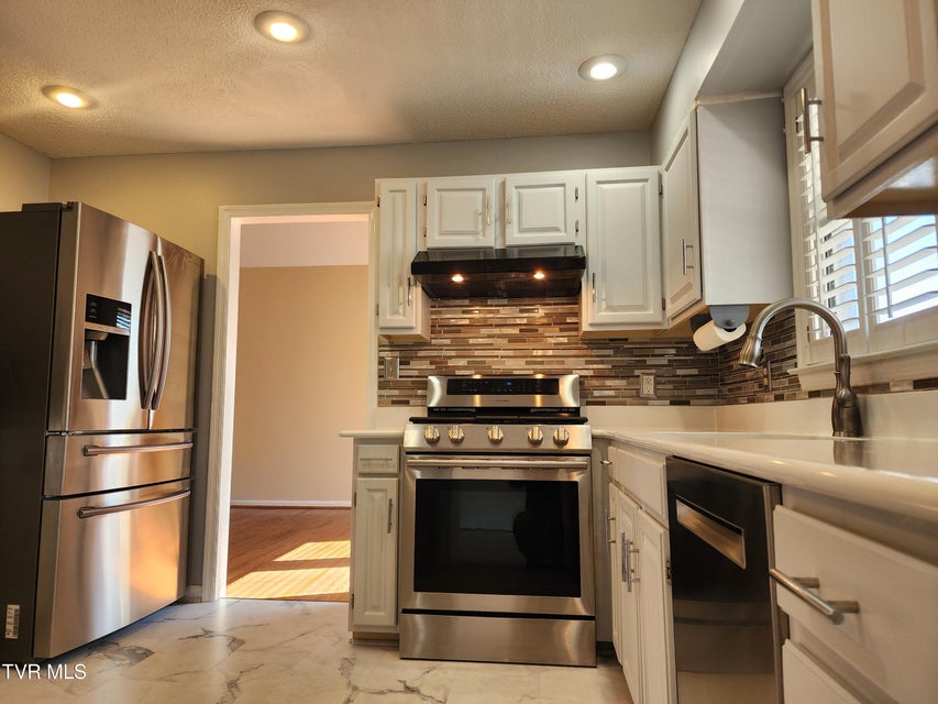 Photo #56: 15512 Woodstone Circle