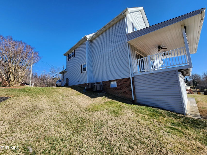 Photo #81: 15512 Woodstone Circle