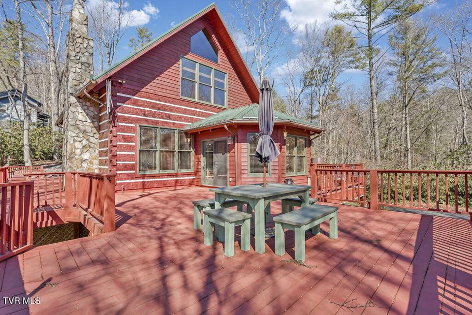 Photo #8: 319 Ivy Wood Lane