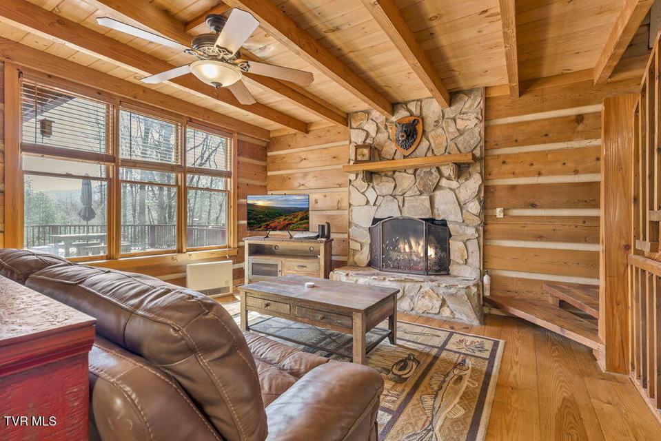 Photo #16: 319 Ivy Wood Lane