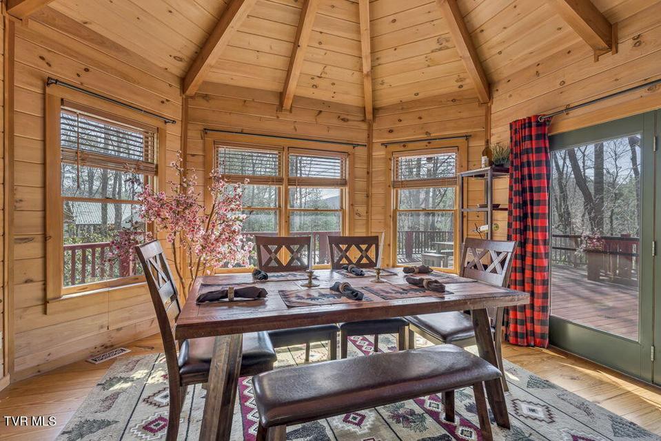 Photo #19: 319 Ivy Wood Lane