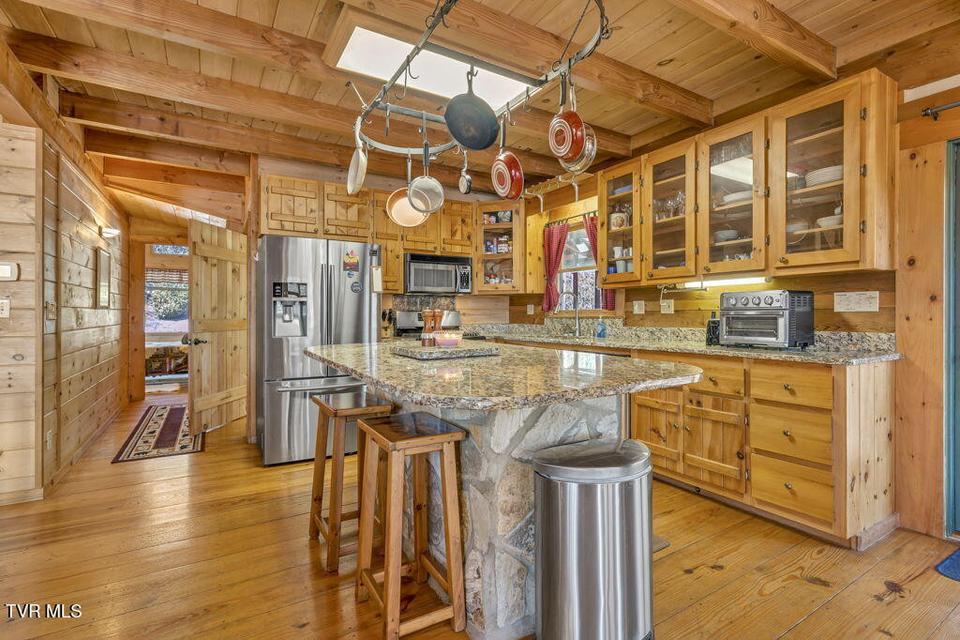 Photo #21: 319 Ivy Wood Lane