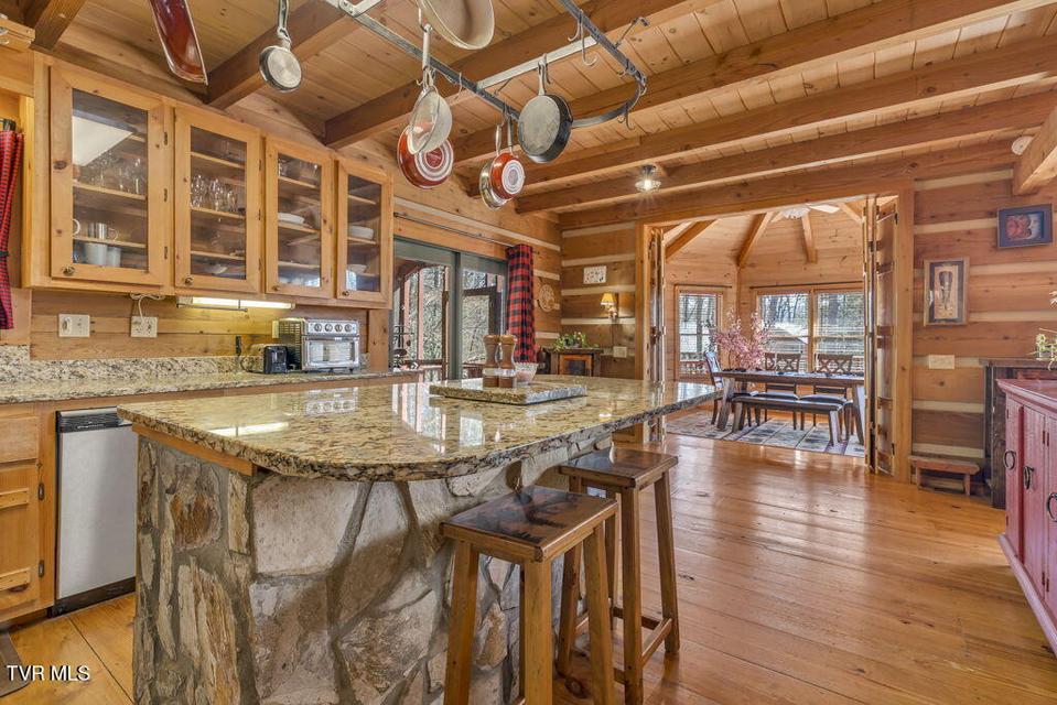 Photo #22: 319 Ivy Wood Lane