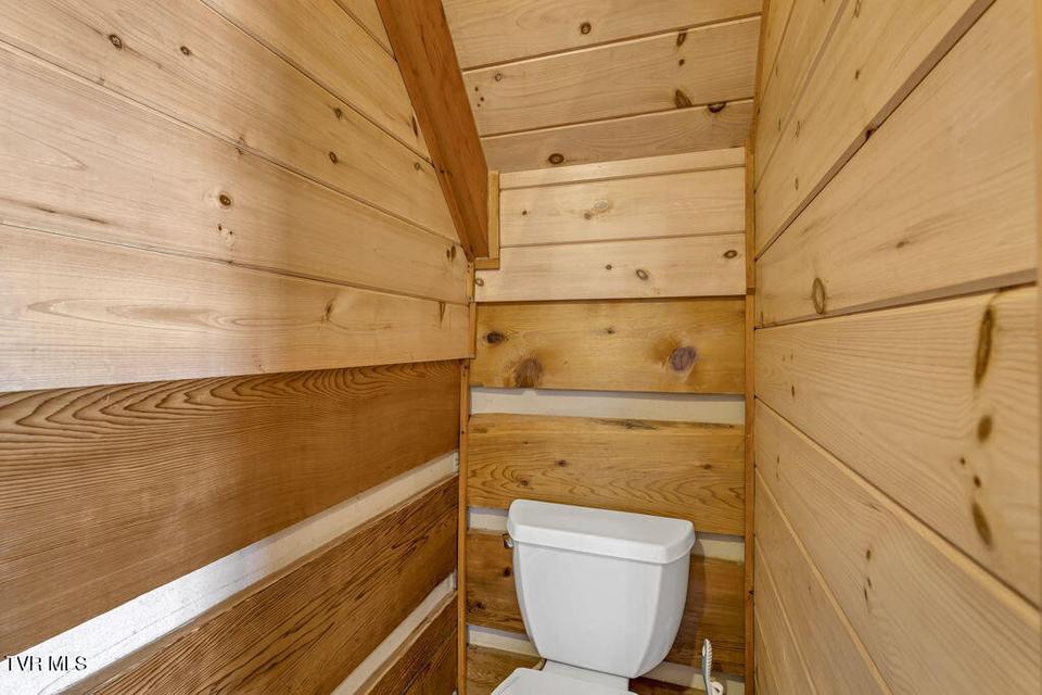 Photo #26: 319 Ivy Wood Lane