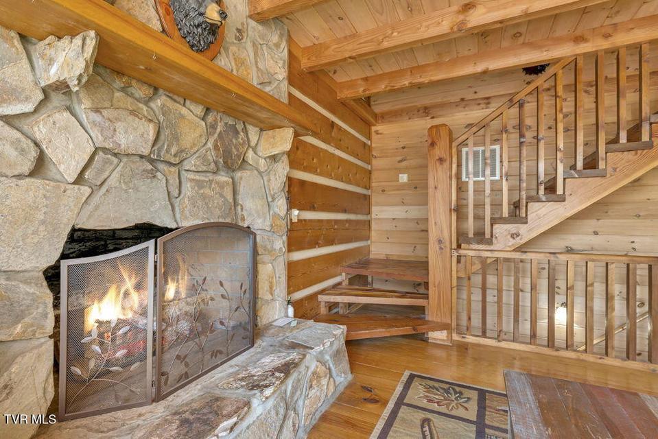 Photo #33: 319 Ivy Wood Lane