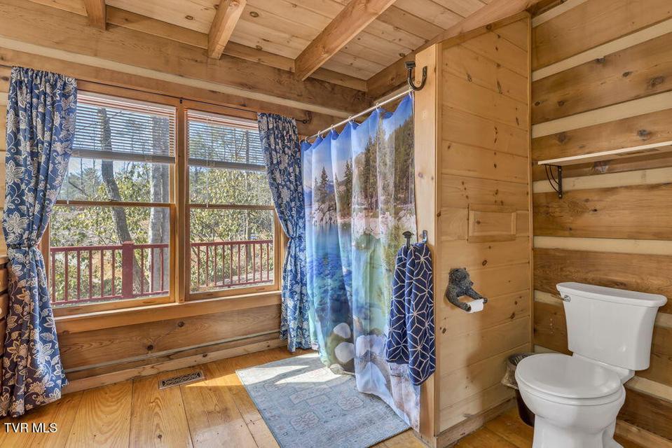 Photo #34: 319 Ivy Wood Lane