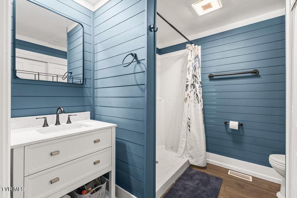 Photo #16: 226 Brandonwood Drive