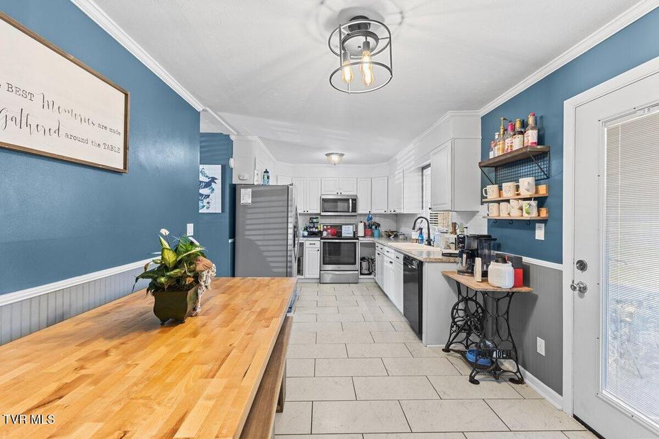 Photo #10: 226 Brandonwood Drive