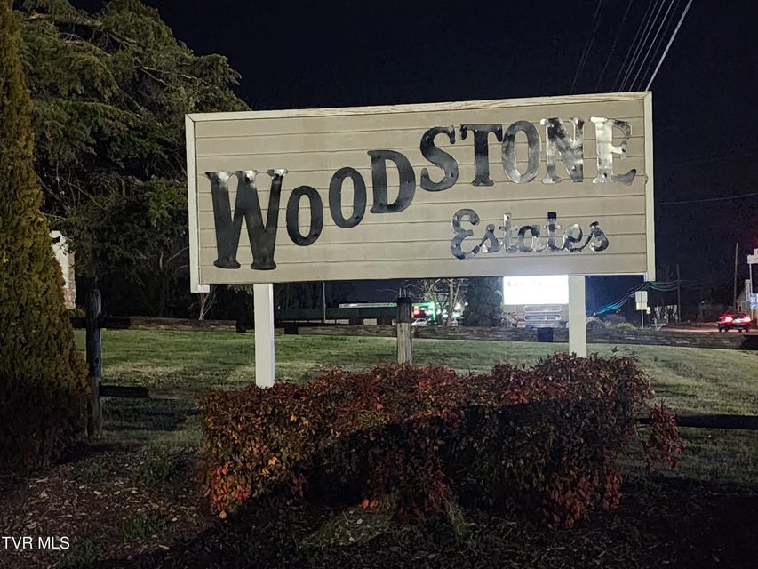 Photo #98: 15512 Woodstone Circle