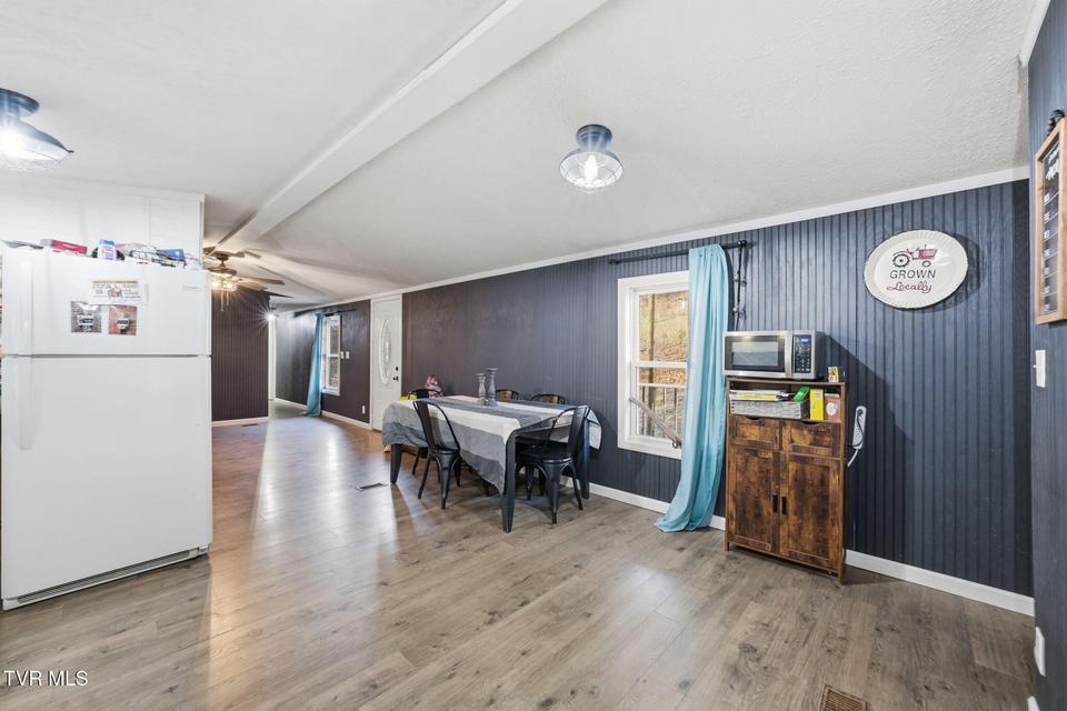 Photo #33: 431 Strong Hollow Lane