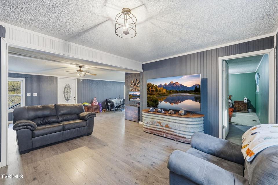 Photo #38: 431 Strong Hollow Lane