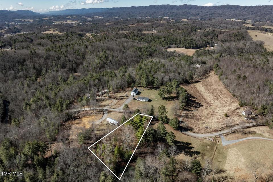 Photo #3: 828 Red Brush Road