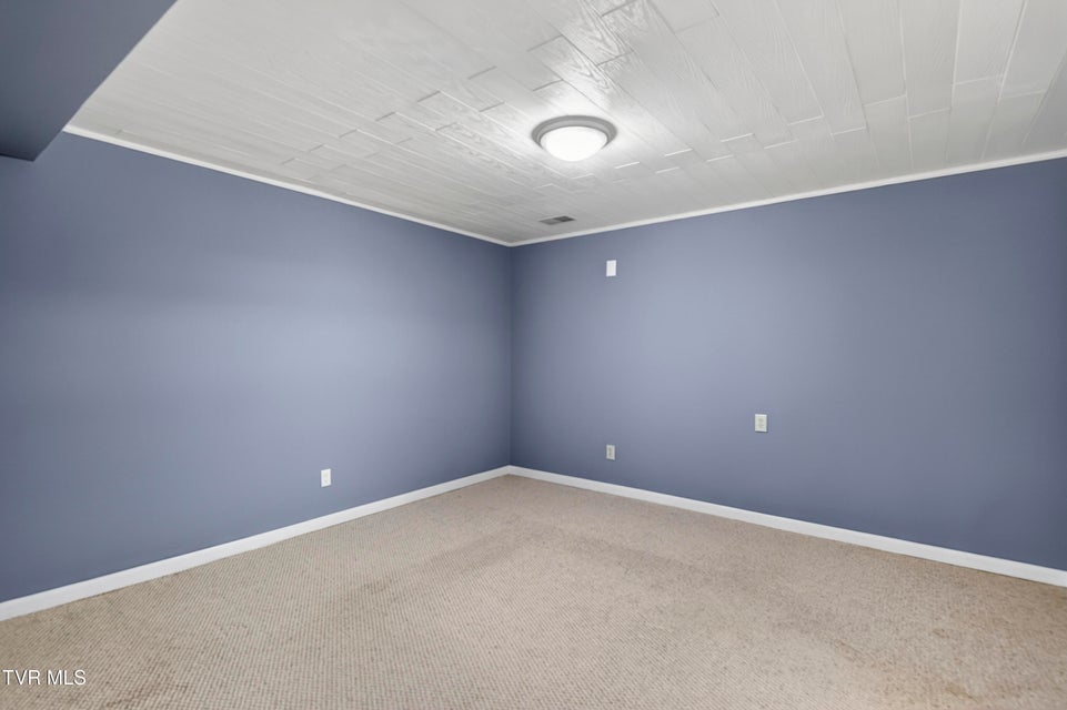 Photo #34: 226 High Oak Drive