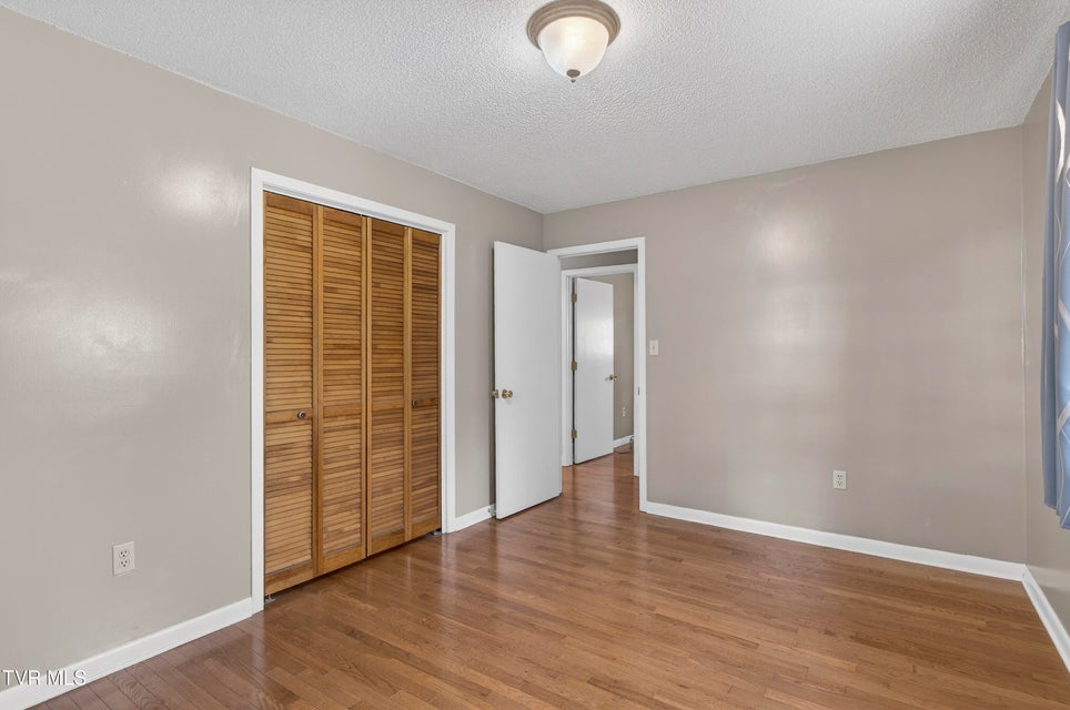 Photo #28: 226 High Oak Drive