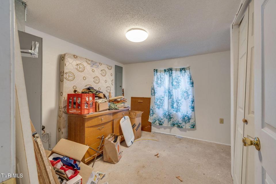 Photo #14: 547 Wynding Way Drive