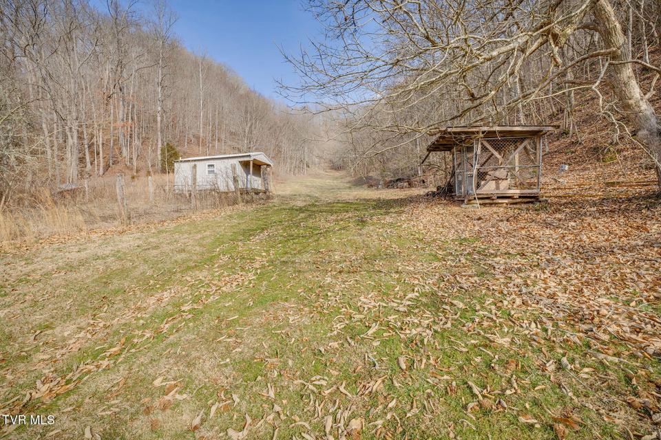 Photo #28: 547 Wynding Way Drive