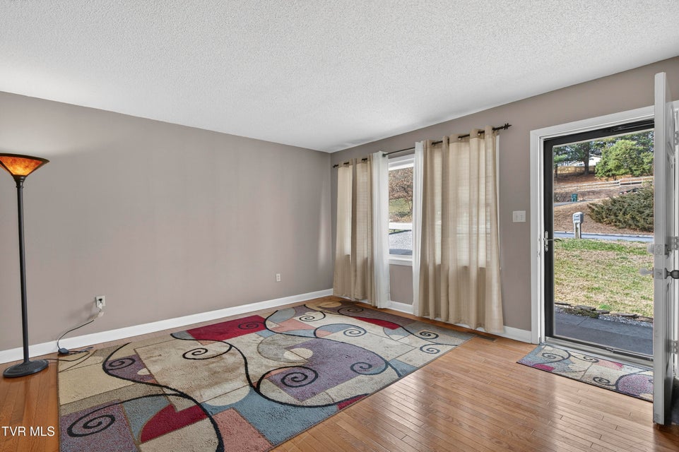Photo #15: 226 High Oak Drive